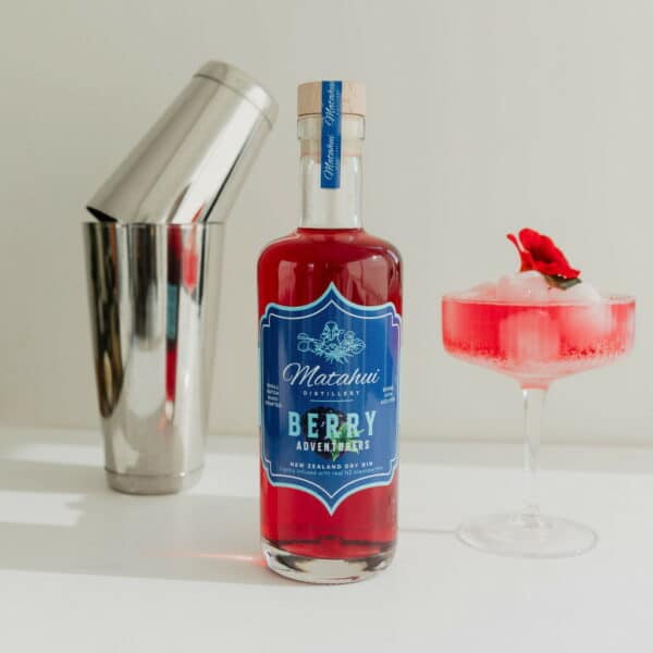 BERRY ADVENTURERS GIN